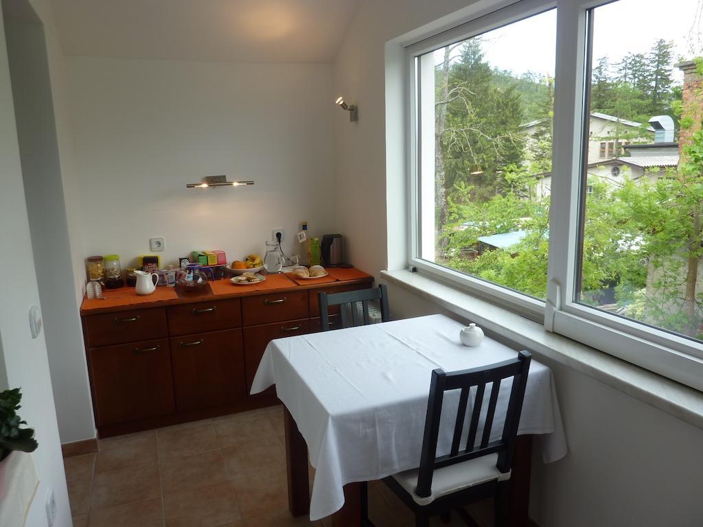 Rooms & Apartment Mira G. Postojna Eksteriør billede